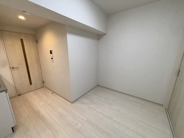 ライブガーデン江坂IXの物件内観写真